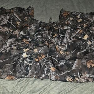 💫SHEIN Green and Gray Camouflage Shorts